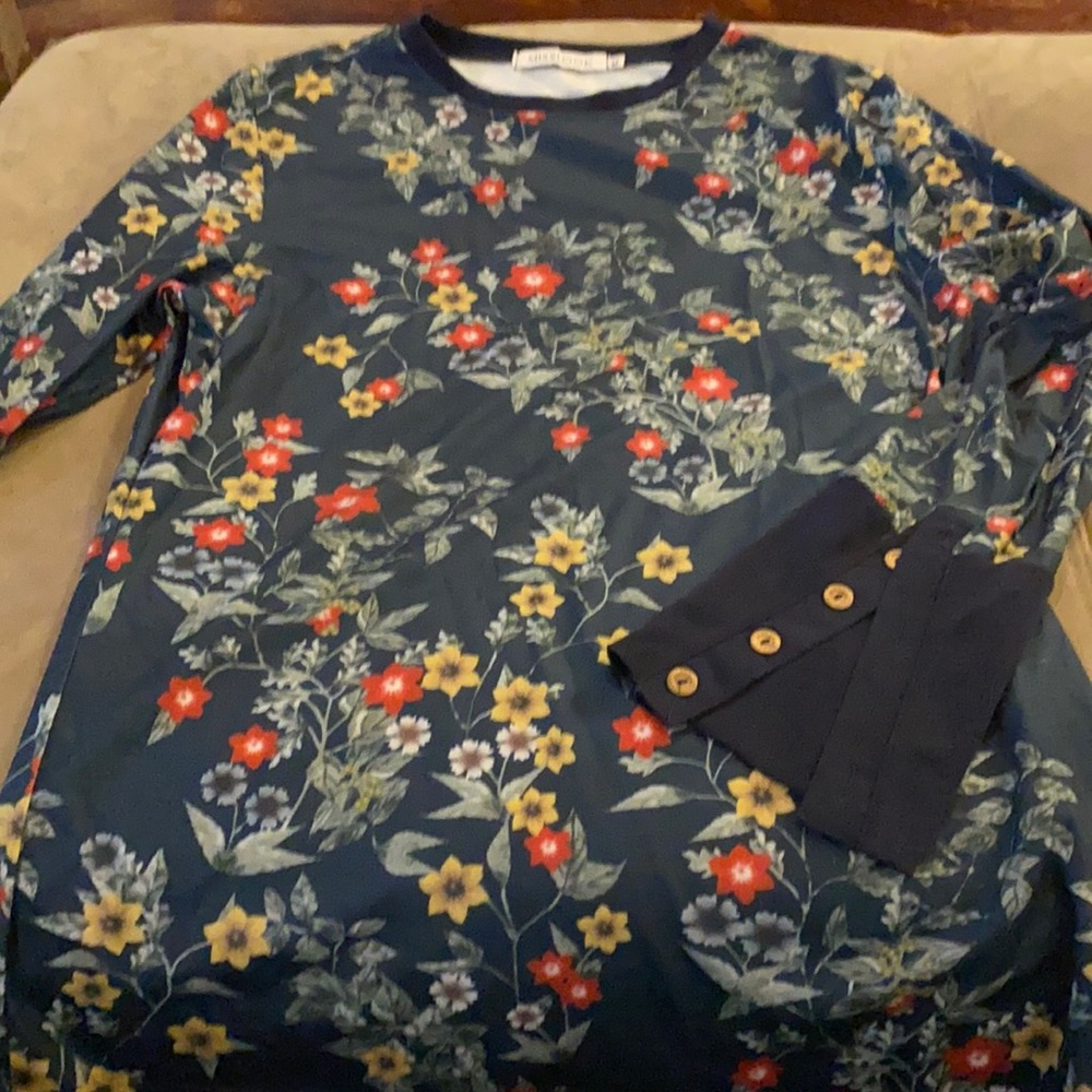 Women’s shirt